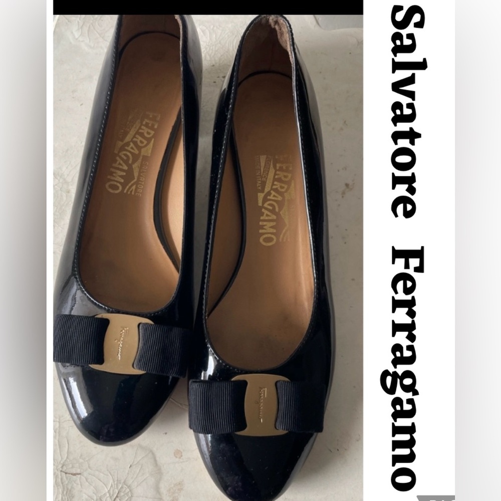 ⭐️AUTHENTIC ⭐️Salvatore Ferragamo